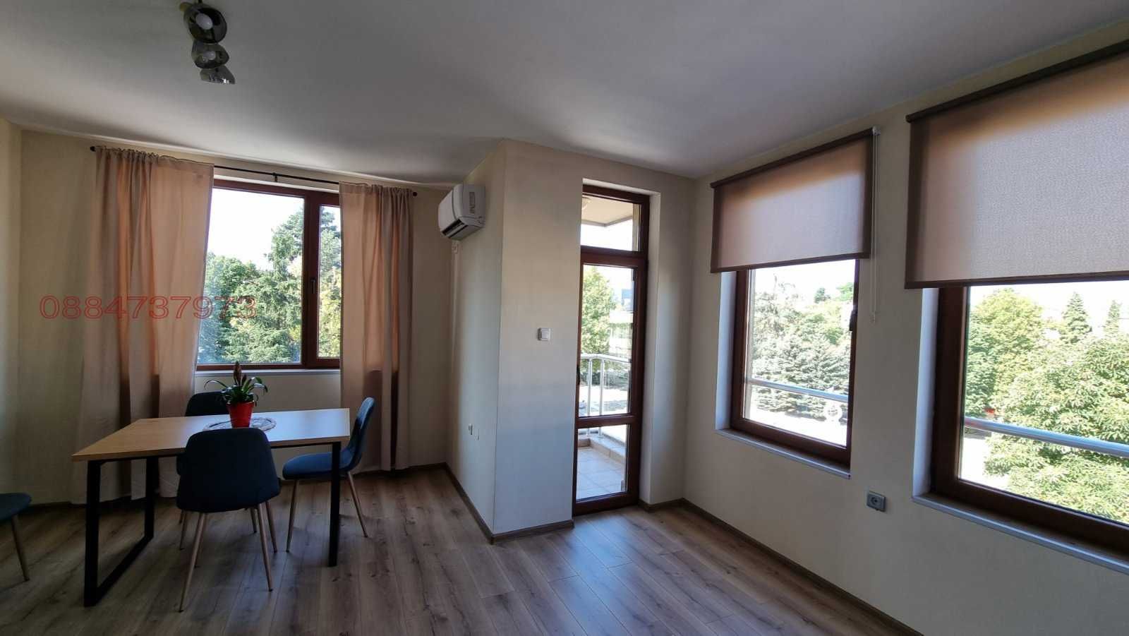 Дава се под наем Двустаен апартамент в Харманли - 80 кв.м за 357 € - Снимка #1