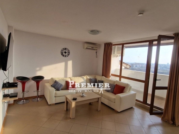 Тристаен апартамент в к.к. Слънчев бряг - 91 кв.м за 797 €/кв.м - Снимка #1