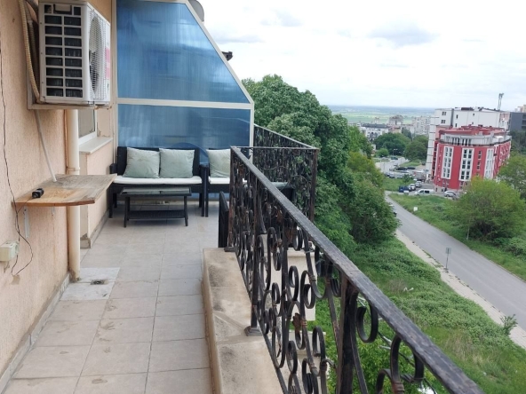 Двустаен апартамент в Стара Загора, Три чучура - център - 70 кв.м за 1072 €/кв.м - Снимка #1