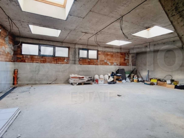 Магазин в София, Лозенец - 240 кв.м за 2084 €/кв.м - Снимка #1