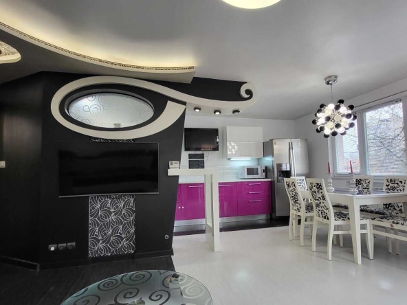 Дава се под наем Тристаен апартамент в Пазарджик, Моста на Лютата - 85 кв.м за 433.5 € - Снимка #1