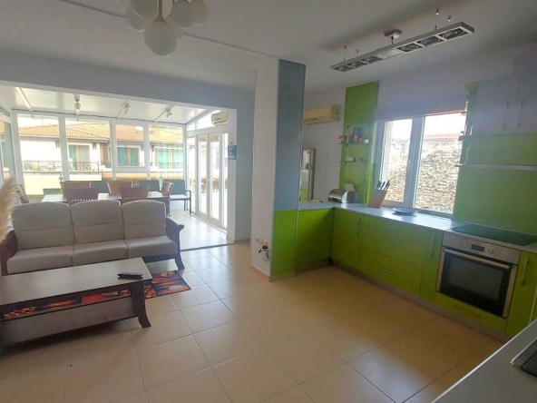 Четиристаен апартамент в Поморие - 160 кв.м за 1375 €/кв.м - Снимка #1