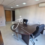 Дава се под наем Офис в Кърджали, Център - 35 кв.м за 214.2 € - Снимка #1