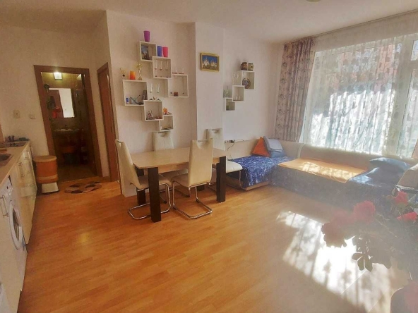 Тристаен апартамент в к.к. Слънчев бряг - 70 кв.м за 858 €/кв.м - Снимка #1