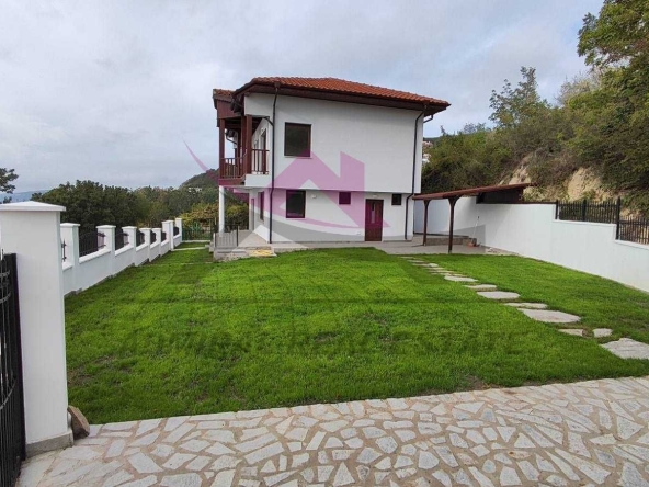 Къща в Балчик - 160 кв.м за 1656 €/кв.м - Снимка #1