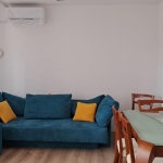 Дава се под наем Двустаен апартамент в Бургас, Славейков - 70 кв.м за 561 € - Снимка #1