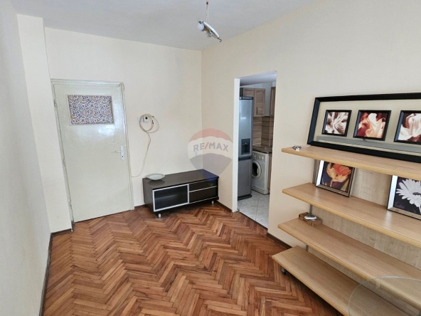 Дава се под наем Тристаен апартамент в Варна, ВИНС - 80 кв.м за 510 € - Снимка #1