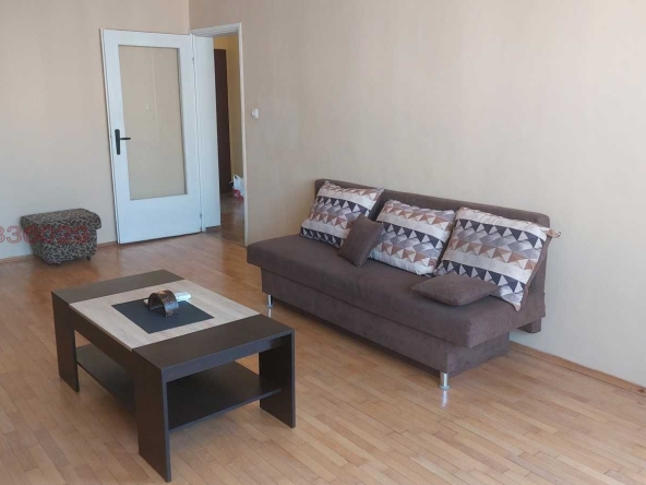 Дава се под наем Тристаен апартамент в София, Люлин 10 - 65 кв.м за 484.5 € - Снимка #1