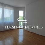 Четиристаен апартамент в Варна, Аспарухово - 108 кв.м за 1574 €/кв.м - Снимка #1