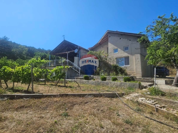 Къща в с. Рогачево, Област Добрич - 135 кв.м за 786 €/кв.м - Снимка #1