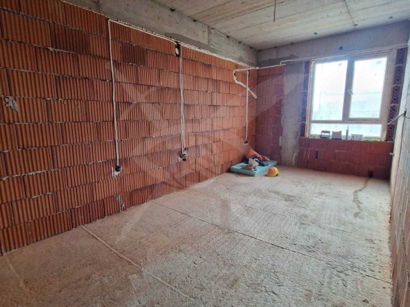 Тристаен апартамент в Асеновград - 223 кв.м за 612 €/кв.м - Снимка #1