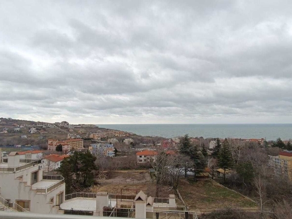 Двустаен апартамент в Бяла - 78 кв.м за 834 €/кв.м - Снимка #1