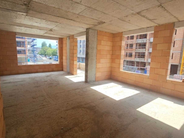 Тристаен апартамент в Пловдив, Център - 129 кв.м за 1458 €/кв.м - Снимка #1