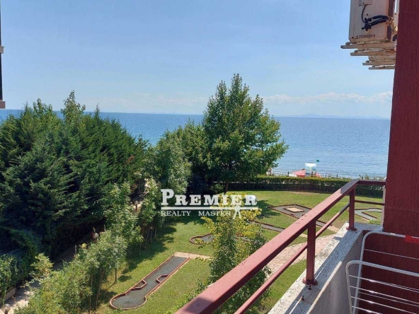 Двустаен апартамент в к.к. Елените - 75 кв.м за 1187 €/кв.м - Снимка #1