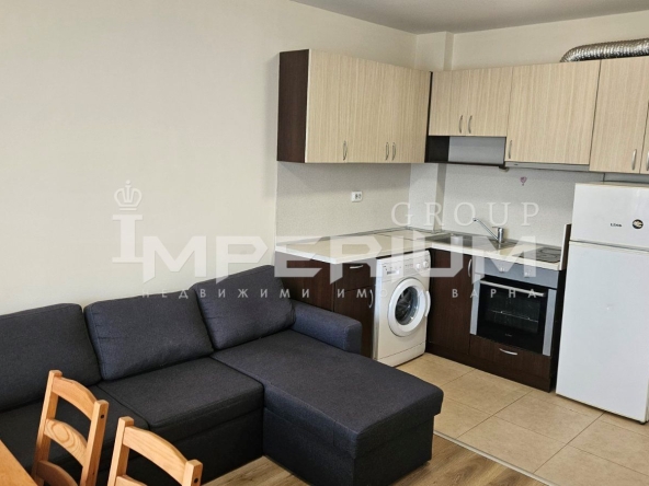 Дава се под наем Двустаен апартамент в Варна, Базар Левски - 65 кв.м за 408 € - Снимка #1