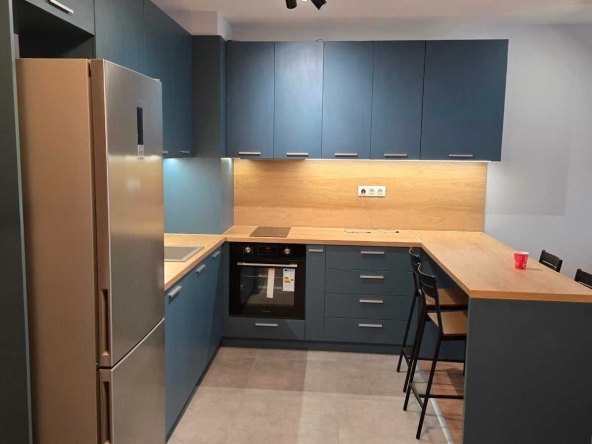 Дава се под наем Двустаен апартамент в София, Бъкстон - 70 кв.м за 484.5 € - Снимка #1