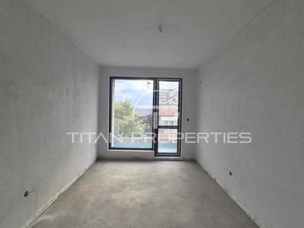 Тристаен апартамент в Пловдив, Център - 101 кв.м за 2412 €/кв.м - Снимка #1