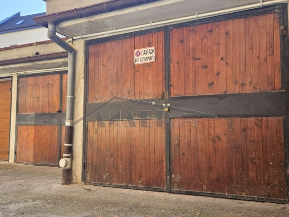 Дава се под наем Гараж / Паркомясто в Пловдив, Кършияка - 30 кв.м за 86.7 € - Снимка #1