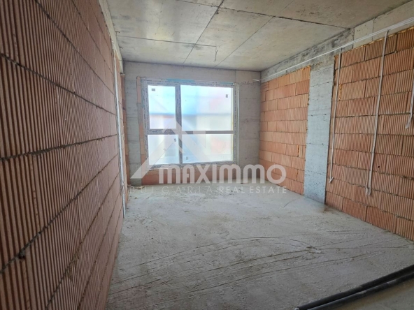 Тристаен апартамент в Варна, Виница - 105 кв.м за 1334 €/кв.м - Снимка #1