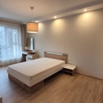 Дава се под наем Тристаен апартамент в София, Зона Б-18 - 90 кв.м за 810 € - Снимка #1