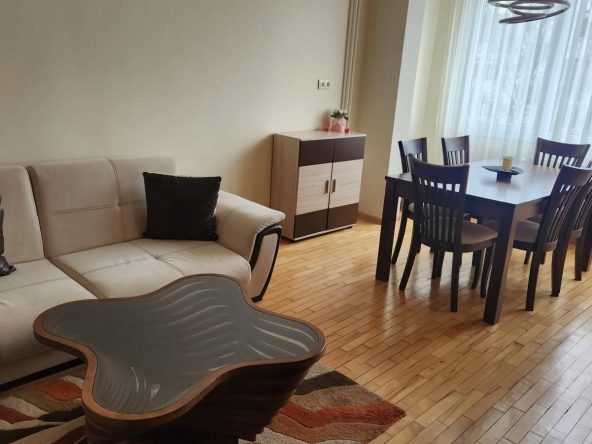 Дава се под наем Двустаен апартамент в София, Дружба 1 - 58 кв.м за 699 € - Снимка #1