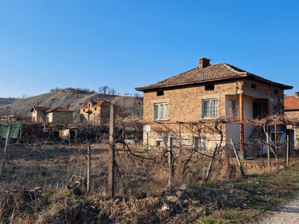 Къща в с. Бяга, Област Пазарджик - 75 кв.м за 612 €/кв.м - Снимка #1