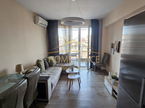 Дава се под наем Двустаен апартамент в Варна, Възраждане 1 - 50 кв.м за 418.71 € - Снимка #1