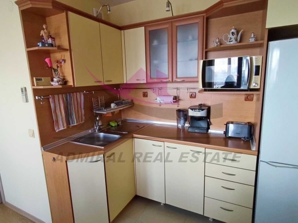 Дава се под наем Двустаен апартамент в Варна, Окръжна болница - 50 кв.м за 448.8 € - Снимка #1