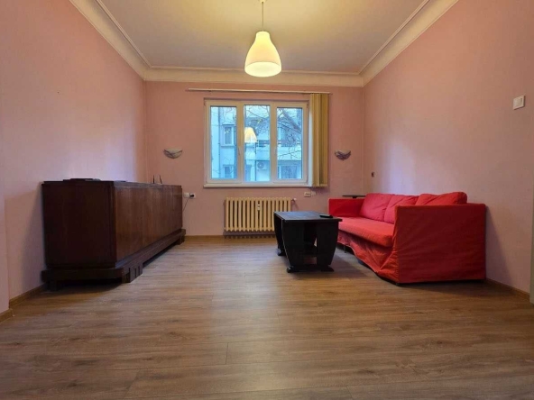 Дава се под наем Двустаен апартамент в София, Център - 56 кв.м за 498.27 € - Снимка #1