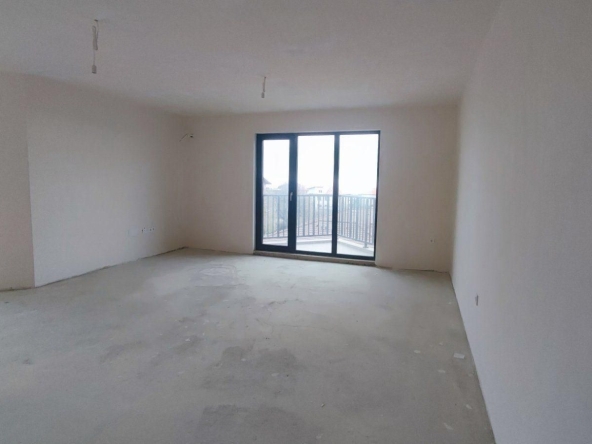 Тристаен апартамент в Варна, Виница - 125 кв.м за 961 €/кв.м - Снимка #1