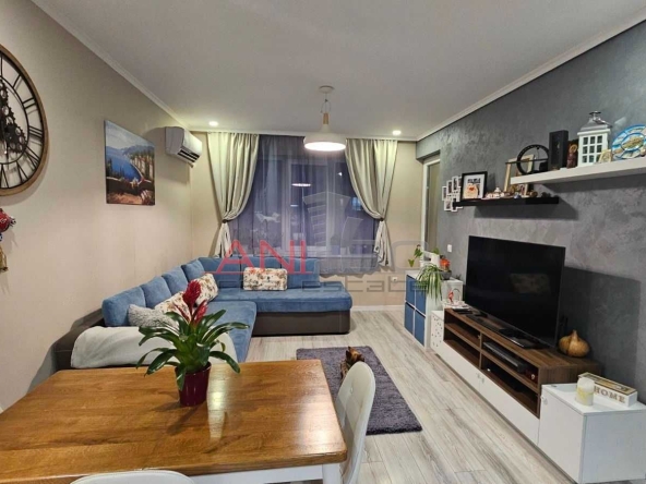 Тристаен апартамент в Варна, Възраждане 3 - 87 кв.м за 1337 €/кв.м - Снимка #1