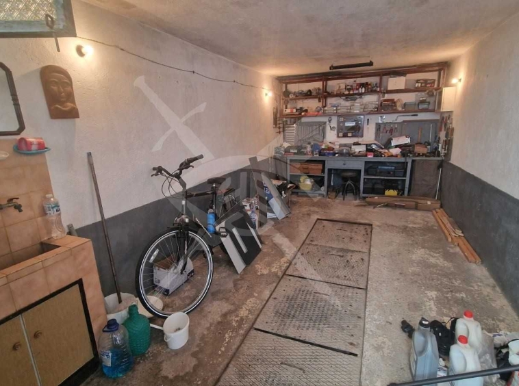 Гараж / Паркомясто в Асеновград - 17 кв.м за 810 €/кв.м - Снимка #1