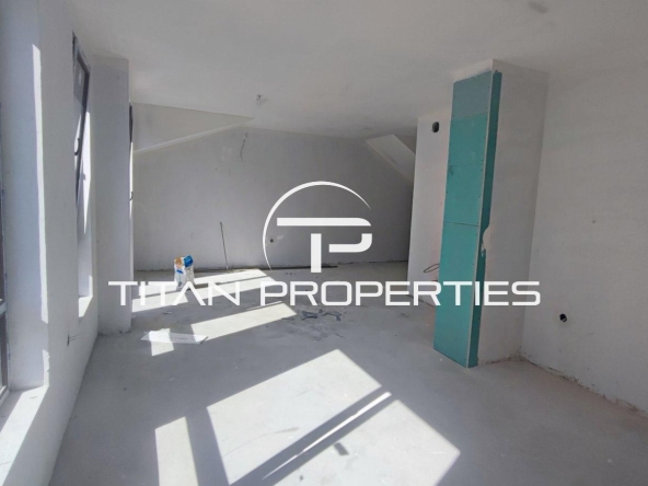 Тристаен апартамент в Варна, Лятно кино Тракия - 148 кв.м за 1089 €/кв.м - Снимка #1