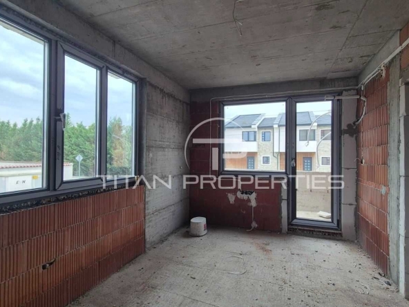 Тристаен апартамент в Пловдив, Беломорски - 125 кв.м за 714 €/кв.м - Снимка #1