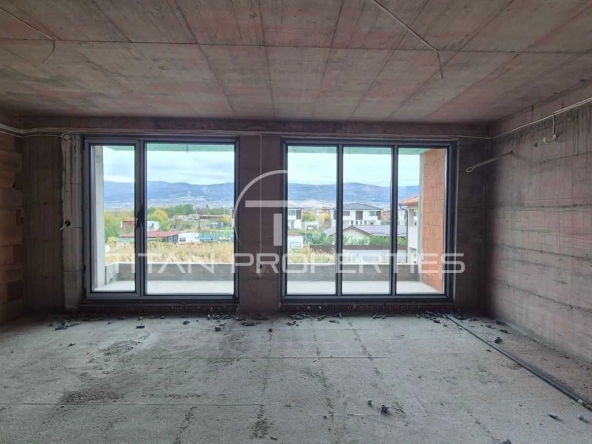 Тристаен апартамент в Пловдив, Беломорски - 122 кв.м за 666 €/кв.м - Снимка #1