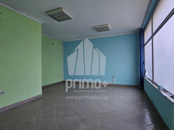 Магазин в Велико Търново, Колю Фичето - 32 кв.м за 1407 €/кв.м - Снимка #1