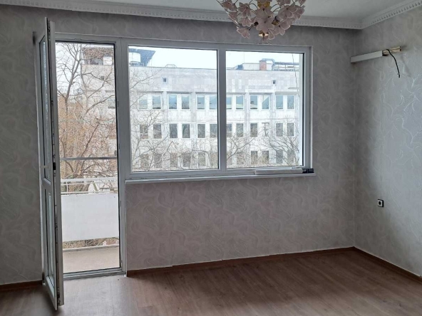 Двустаен апартамент в Стара Загора, Център - 43 кв.м за 830 €/кв.м - Снимка #1