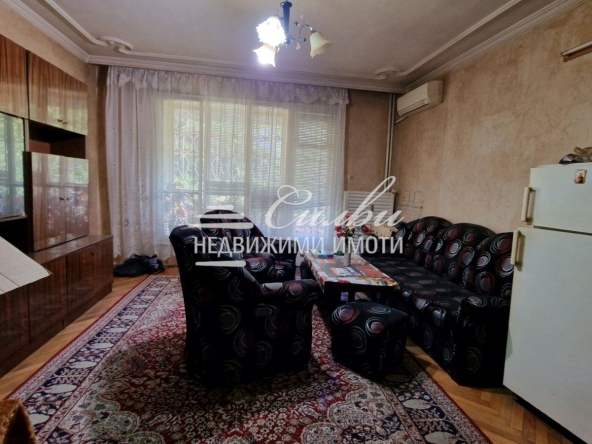 Тристаен апартамент в Шумен, Херсон - 87 кв.м за 1437 €/кв.м - Снимка #1