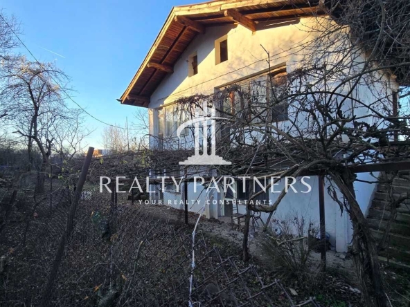 Къща в Перник, Бела вода - 132 кв.м за 321 €/кв.м - Снимка #1