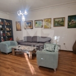 Тристаен апартамент в Асеновград - 110 кв.м за 3 €/кв.м - Снимка #1