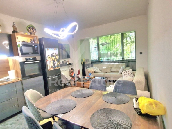 Тристаен апартамент в Пловдив, Тракия - 86 кв.м за 937 €/кв.м - Снимка #1