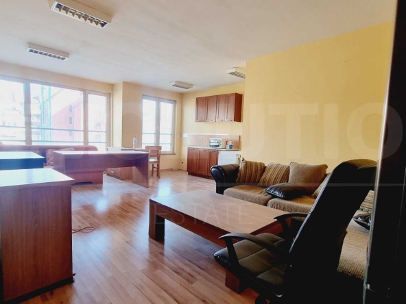 Офис в София, Център - 47 кв.м за 2341 €/кв.м - Снимка #1