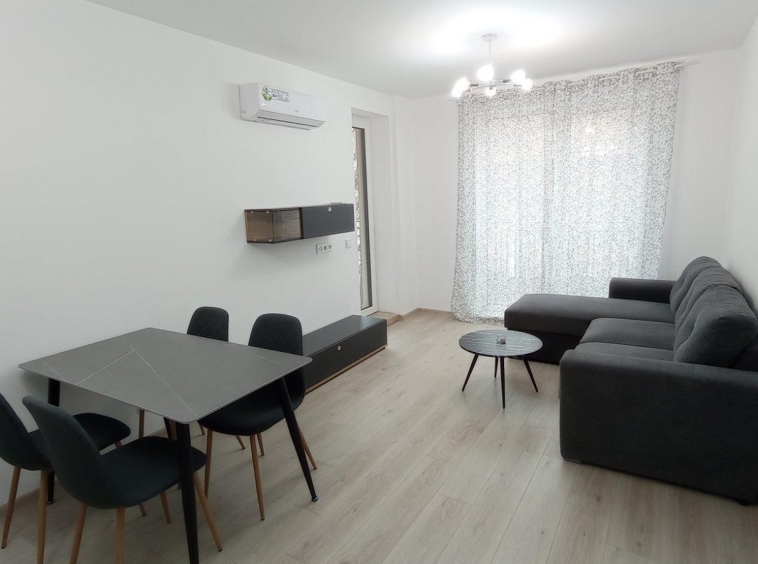 Дава се под наем Двустаен апартамент в София, Зона Б-5 - 60 кв.м за 750 € - Снимка #1