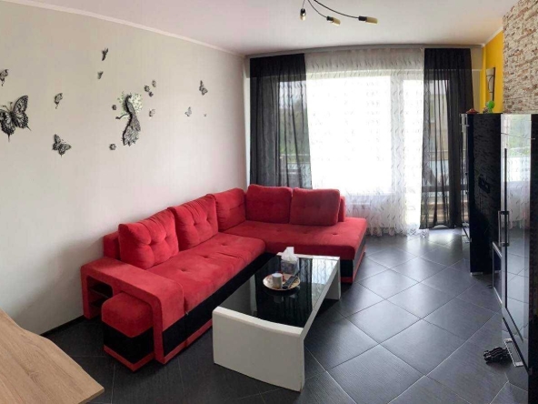 Дава се под наем Двустаен апартамент в София, Свобода - 58 кв.м за 348.84 € - Снимка #1