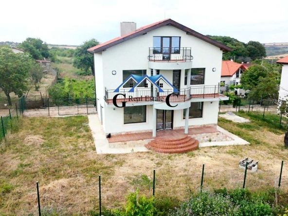 Къща в с. Равна гора, Област Варна - 243 кв.м за 418 €/кв.м - Снимка #1