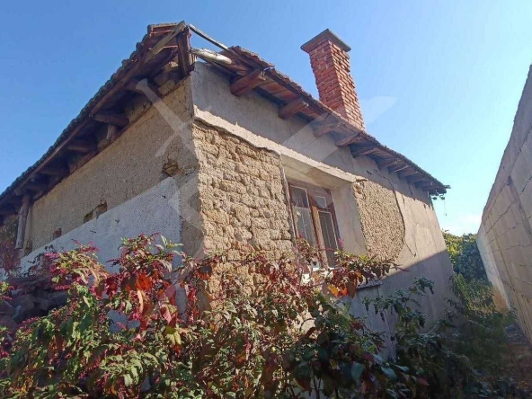 Къща в с. Скутаре, Област Пловдив - 66 кв.м за 1137 €/кв.м - Снимка #1