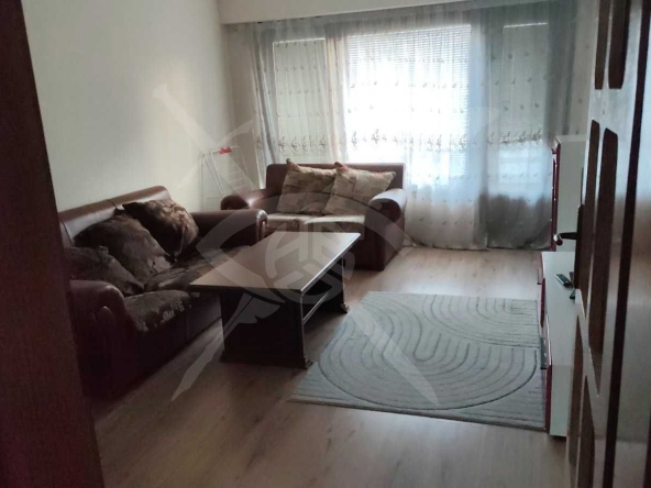 Дава се под наем Двустаен апартамент в Бургас, Славейков - 64 кв.м за 348.84 € - Снимка #1