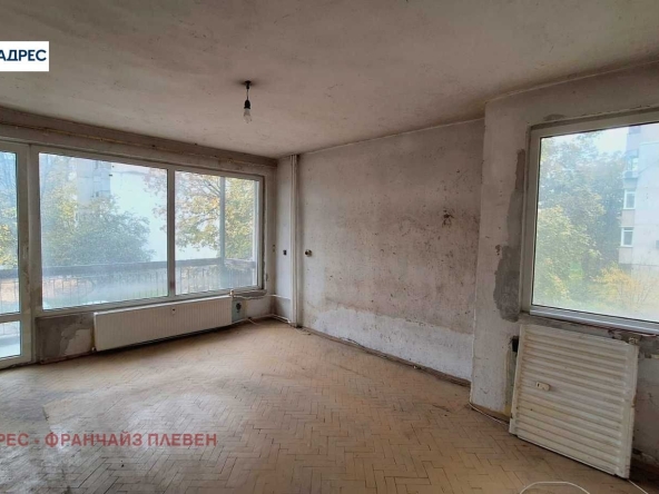 Двустаен апартамент в Плевен, Сторгозия - 63 кв.м за 607 €/кв.м - Снимка #1