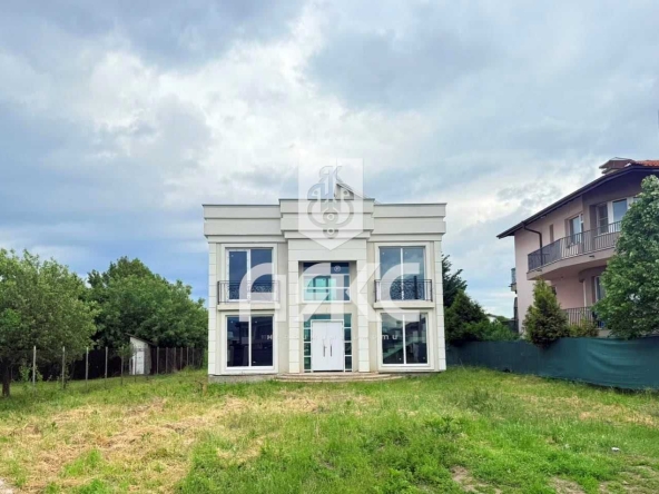 Къща в Костинброд - 370 кв.м за 1109 €/кв.м - Снимка #1