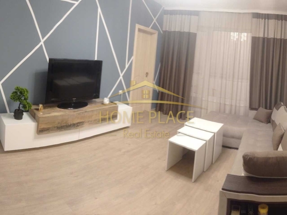 Дава се под наем Тристаен апартамент в Варна, Цветен квартал - 60 кв.м за 612 € - Снимка #1